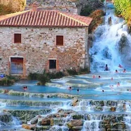 Da Lolita's アパート *